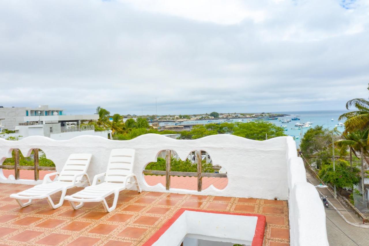 Royal Galapagos Inn 巴克里索莫雷诺港 外观 照片