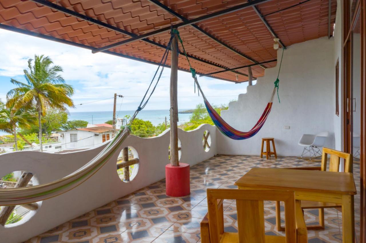 Royal Galapagos Inn 巴克里索莫雷诺港 外观 照片