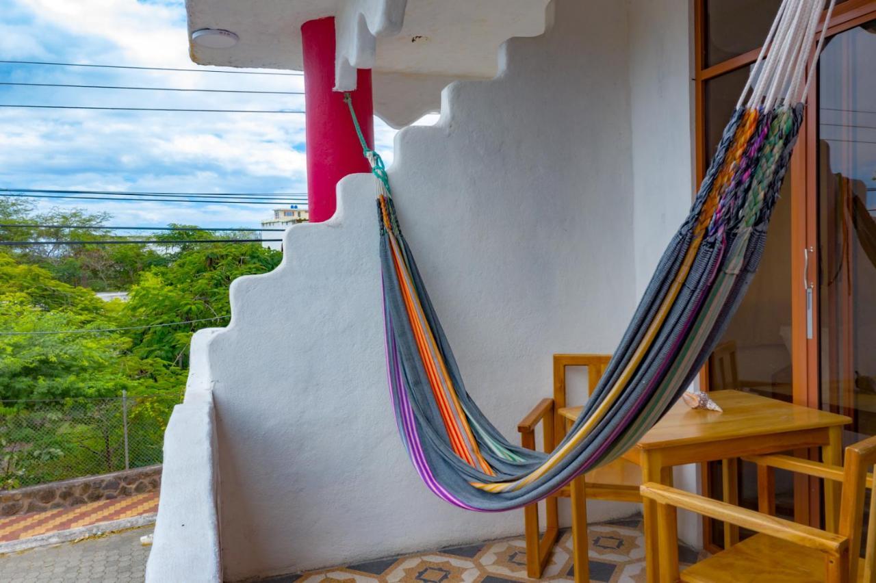 Royal Galapagos Inn 巴克里索莫雷诺港 外观 照片