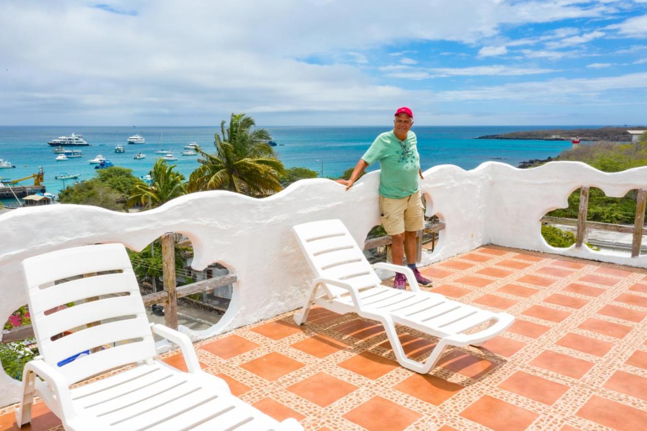 Royal Galapagos Inn 巴克里索莫雷诺港 外观 照片