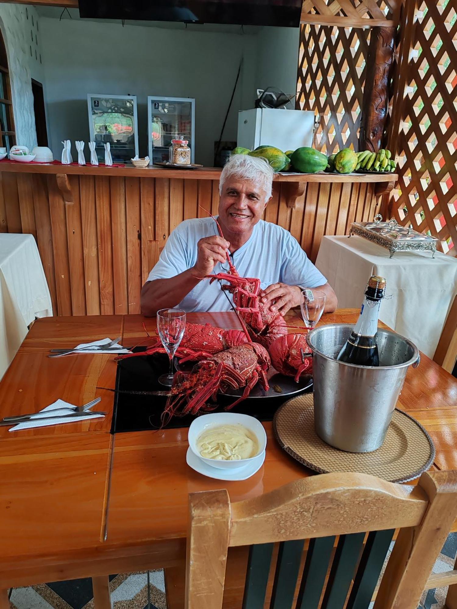 Royal Galapagos Inn 巴克里索莫雷诺港 外观 照片
