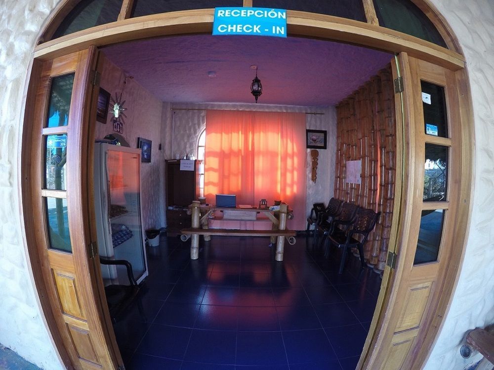 Royal Galapagos Inn 巴克里索莫雷诺港 外观 照片